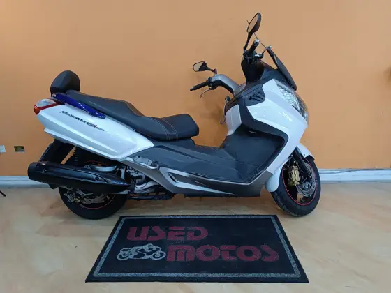 DAFRA MAXSYM 400i 