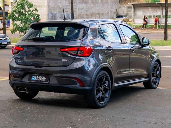 FIAT-ARGO-1.8 E.TORQ FLEX HGT AT6 FIAT-ARGO-2020
