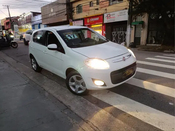 FIAT PALIO 1.6 MPI ESSENCE 16V FLEX 4P MANUAL FIAT PALIO 1.6 MPI ESSENCE 16V FLEX 4P MANUAL