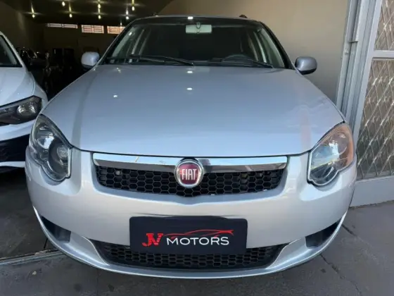 FIAT PALIO 1.6 TREKKING WEEKEND 16V FLEX 4P MANUAL FIAT PALIO 1.6 TREKKING WEEKEND 16V FLEX 4P MANUAL