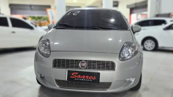 FIAT PUNTO 1.6 ESSENCE 16V FLEX 4P AUTOMATIZADO FIAT PUNTO 1.6 ESSENCE 16V FLEX 4P AUTOMATIZADO