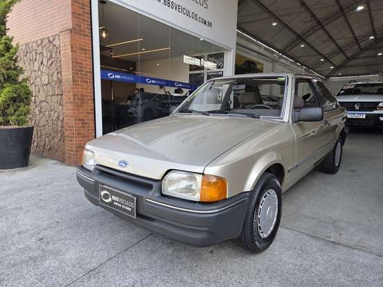 FORD-ESCORT-1.6 GL 8V ÁLCOOL 2P MANUAL FORD-ESCORT-1988