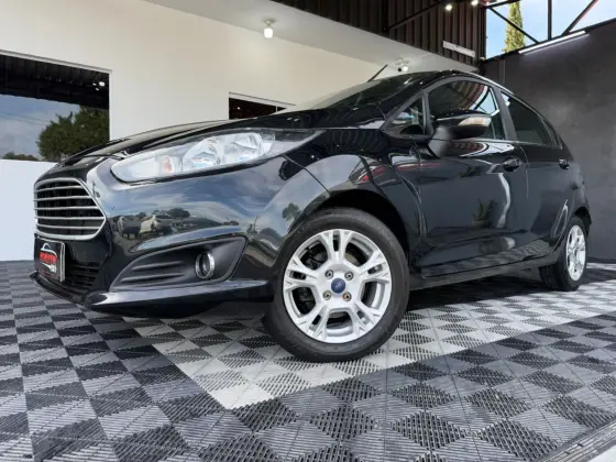 FORD FIESTA 1.5 S HATCH 16V FLEX 4P MANUAL FORD FIESTA 1.5 S HATCH 16V FLEX 4P MANUAL