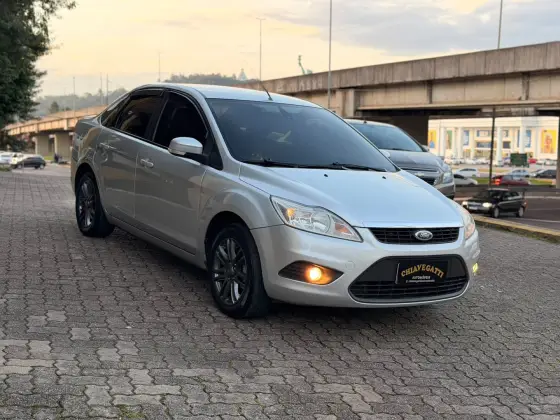 FORD FOCUS 2.0 16V FLEX 4P AUTOMÁTICO FORD FOCUS 2.0 16V FLEX 4P AUTOMÁTICO