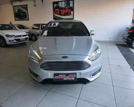 FORD FOCUS 2.0 TITANIUM PLUS FASTBACK 16V FLEX 4P POWERSHIFT