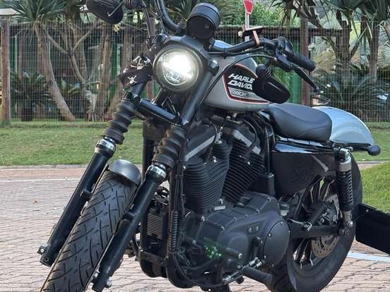 HARLEY-DAVIDSON-SPORTSTER XL 883 R HARLEY-DAVIDSON-SPORTSTER XL 883 R-2013
