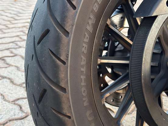 HARLEY-DAVIDSON-SPORTSTER XL 883 R HARLEY-DAVIDSON-SPORTSTER XL 883 R-2013