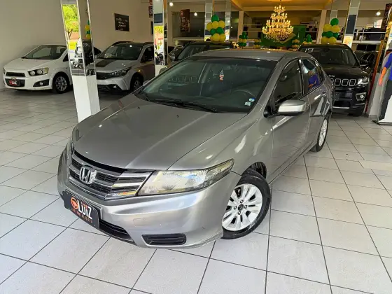 HONDA CITY 1.5 LX 16V FLEX 4P AUTOMÁTICO HONDA CITY 1.5 LX 16V FLEX 4P AUTOMÁTICO
