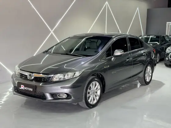 HONDA CIVIC 1.8 LXL 16V FLEX 4P AUTOMÁTICO HONDA CIVIC 1.8 LXL 16V FLEX 4P AUTOMÁTICO
