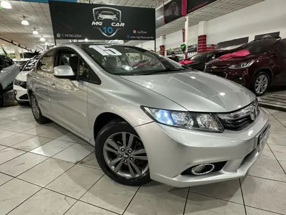 HONDA CIVIC 1.8 LXS 16V FLEX 4P MANUAL HONDA CIVIC 1.8 LXS 16V FLEX 4P MANUAL