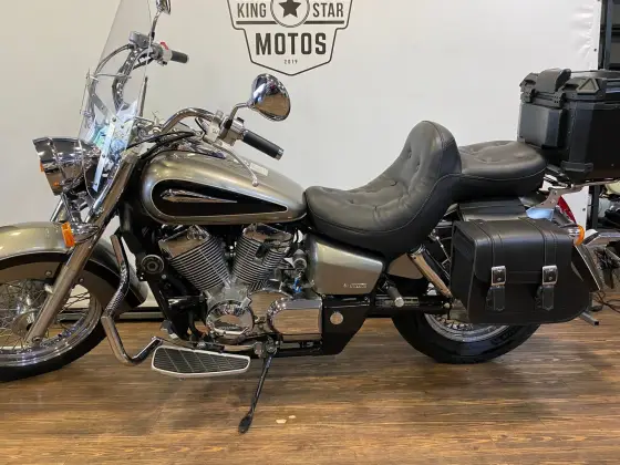 HONDA SHADOW 750 