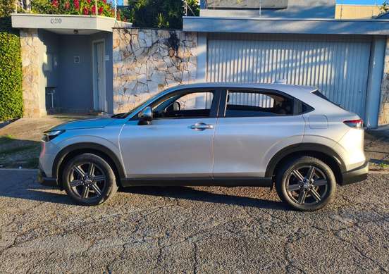 HONDA-HR-V-2024