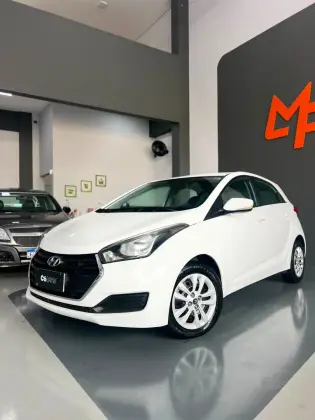HYUNDAI HB20 1.0 COMFORT PLUS 12V FLEX 4P MANUAL