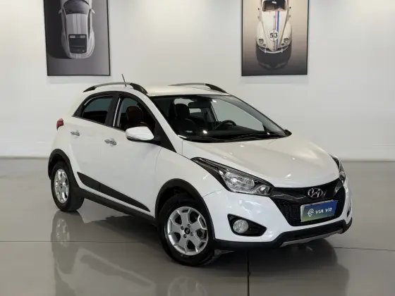 HYUNDAI HB20X 1.6 16V PREMIUM FLEX 4P AUTOMÁTICO HYUNDAI HB20X 1.6 16V PREMIUM FLEX 4P AUTOMÁTICO