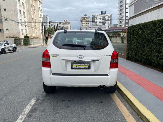 HYUNDAI-TUCSON-2.0 MPFI GLS 16V 143CV 2WD FLEX 4P AUTOMÁTICO HYUNDAI-TUCSON-2014