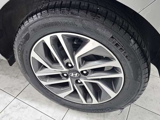 HYUNDAI-HB20-2022
