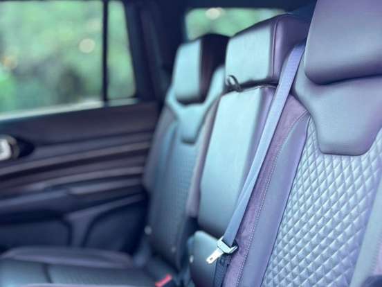 JEEP-COMMANDER-2022