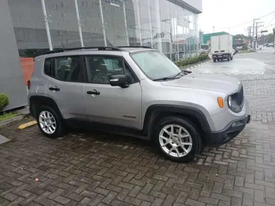 JEEP RENEGADE 1.8 16V FLEX SPORT 4P AUTOMÁTICO JEEP RENEGADE 1.8 16V FLEX SPORT 4P AUTOMÁTICO