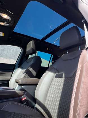 JEEP-COMMANDER-2025