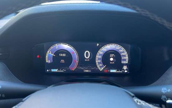 JEEP-COMMANDER-2025