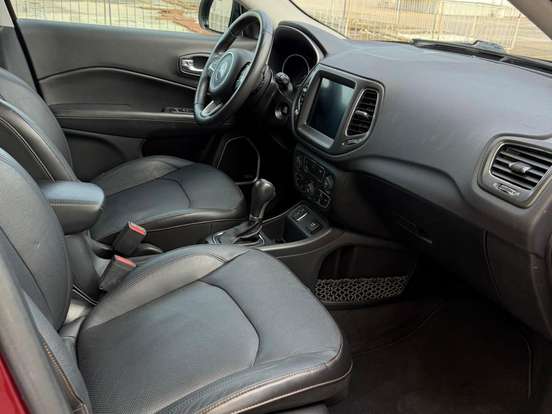 JEEP-COMPASS-2.0 16V FLEX LONGITUDE AUTOMÁTICO JEEP-COMPASS-2017