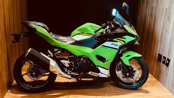 KAWASAKI NINJA 500 SE 