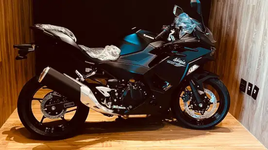 KAWASAKI-NINJA 500-2025