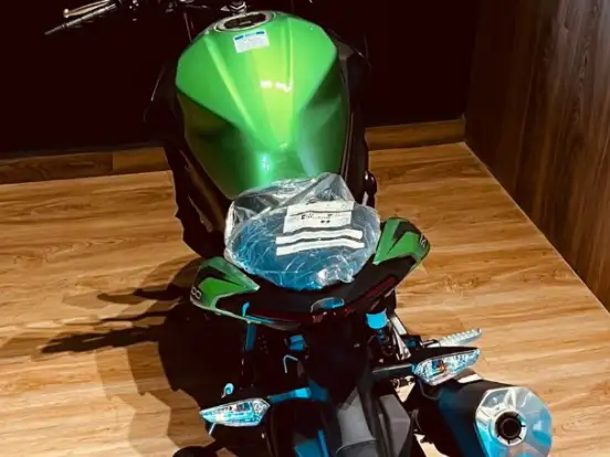 KAWASAKI-Z500 KAWASAKI-Z500-2025