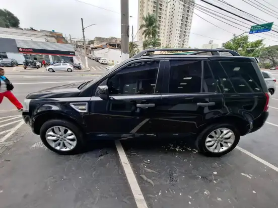LAND ROVER-FREELANDER-2011