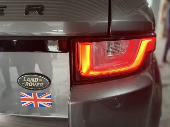 LAND ROVER-RANGE ROVER EVOQUE-2.0 SE 4WD 16V GASOLINA 4P AUTOMÁTICO LAND ROVER-RANGE ROVER EVOQUE-2017