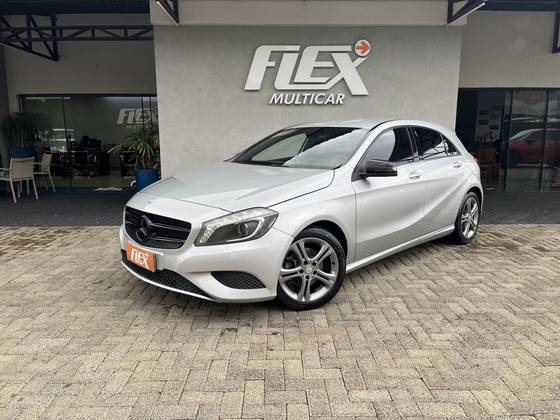 MERCEDES-BENZ A 200 1.6 TURBO 16V FLEX 4P AUTOMÁTICO