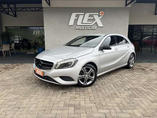 MERCEDES-BENZ-A 200-1.6 TURBO 16V FLEX 4P AUTOMÁTICO MERCEDES-BENZ-A 200-2014