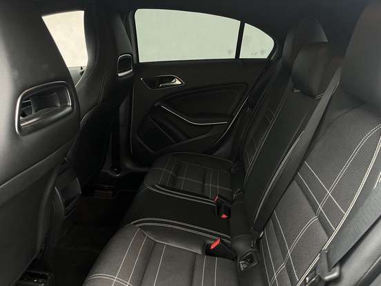 MERCEDES-BENZ-A 200-2014