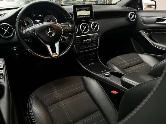 MERCEDES-BENZ-A 200-1.6 TURBO 16V FLEX 4P AUTOMÁTICO MERCEDES-BENZ-A 200-2014