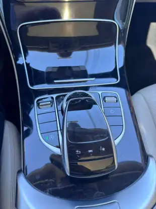 MERCEDES-BENZ-C 180-2017