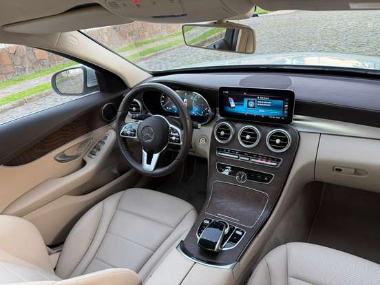 MERCEDES-BENZ-C 180-2019