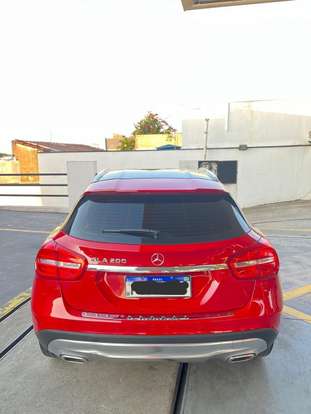 MERCEDES-BENZ-GLA 200-2015