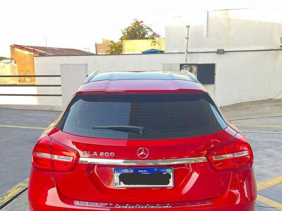 MERCEDES-BENZ-GLA 200-1.6 CGI ADVANCE 16V TURBO GASOLINA 4P AUTOMÁTICO MERCEDES-BENZ-GLA 200-2015