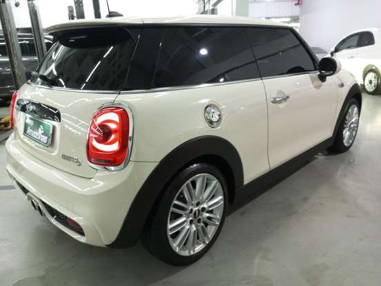 MINI-COOPER-2.0 S EXCLUSIVE 16V TURBO GASOLINA 2P AUTOMÁTICO MINI-COOPER-2016