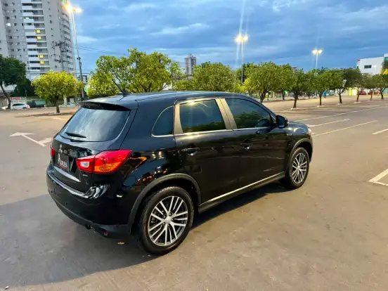 MITSUBISHI-ASX-2.0 AWD 16V FLEX 4P AUTOMÁTICO MITSUBISHI-ASX-2017