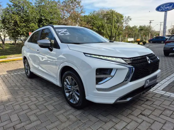 MITSUBISHI ECLIPSE CROSS 1.5 MIVEC TURBO GASOLINA RUSH CVT MITSUBISHI ECLIPSE CROSS 1.5 MIVEC TURBO GASOLINA RUSH CVT