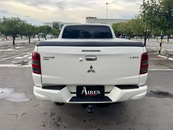 MITSUBISHI-L200 TRITON-2.4 16V TURBO DIESEL SPORT HPE CD 4P 4X4 AUTOMÁTICO MITSUBISHI-L200 TRITON-2020