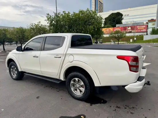 MITSUBISHI-L200 TRITON-2020