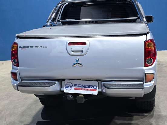 MITSUBISHI-L200 TRITON-3.2 HPE 4X4 CD 16V TURBO INTERCOOLER DIESEL 4P AUTOMÁTICO MITSUBISHI-L200 TRITON-2012