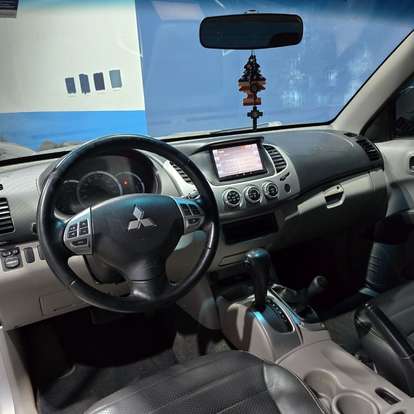 MITSUBISHI-L200 TRITON-2012