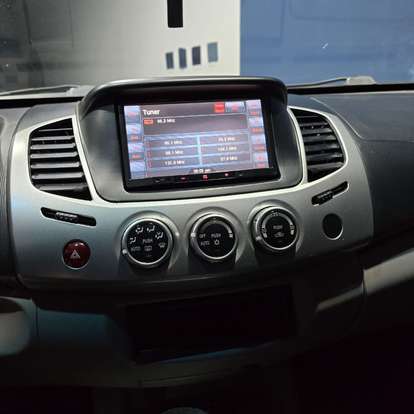MITSUBISHI-L200 TRITON-2012