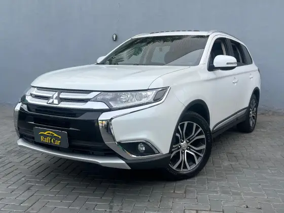 MITSUBISHI OUTLANDER 2.0 COMFORT 16V GASOLINA 4P AUTOMÁTICO MITSUBISHI OUTLANDER 2.0 COMFORT 16V GASOLINA 4P AUTOMÁTICO