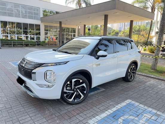 MITSUBISHI-OUTLANDER-2.4 PHEV SIGNATURE S-AWC DHT MITSUBISHI-OUTLANDER-2025
