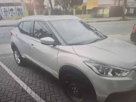NISSAN KICKS 1.6 16V FLEXSTART S 4P MANUAL NISSAN KICKS 1.6 16V FLEXSTART S 4P MANUAL