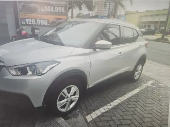 NISSAN KICKS 1.6 16V FLEXSTART S 4P MANUAL NISSAN KICKS 1.6 16V FLEXSTART S 4P MANUAL